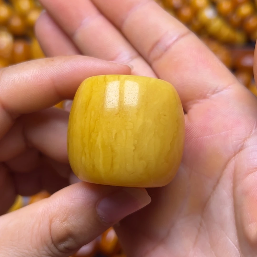 琥珀未镶嵌吊坠(不含链)