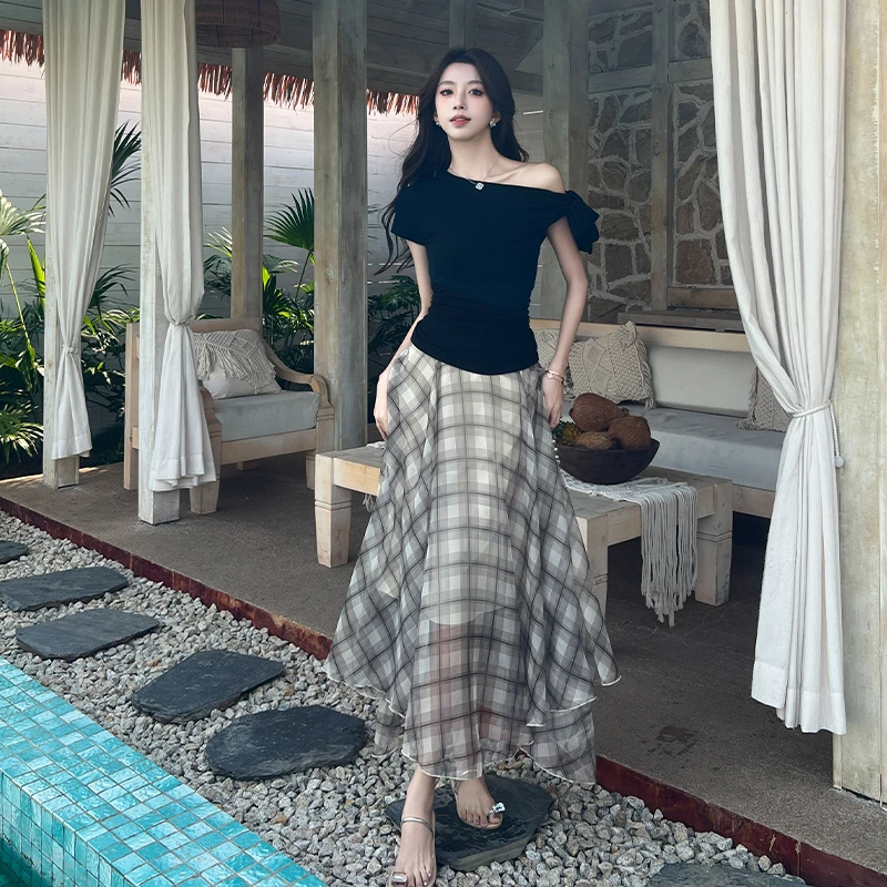 夏新款辣妹设计感斜肩系带短袖上衣复古显瘦格纹网纱半身长裙套装