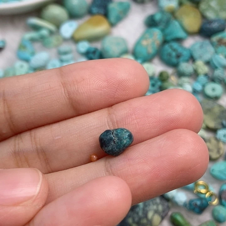 ***南红玛瑙未镶嵌珠宝奇石