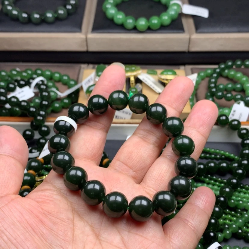 【闪购商品】未镶嵌手串和田玉（碧玉）绿****哥12m m