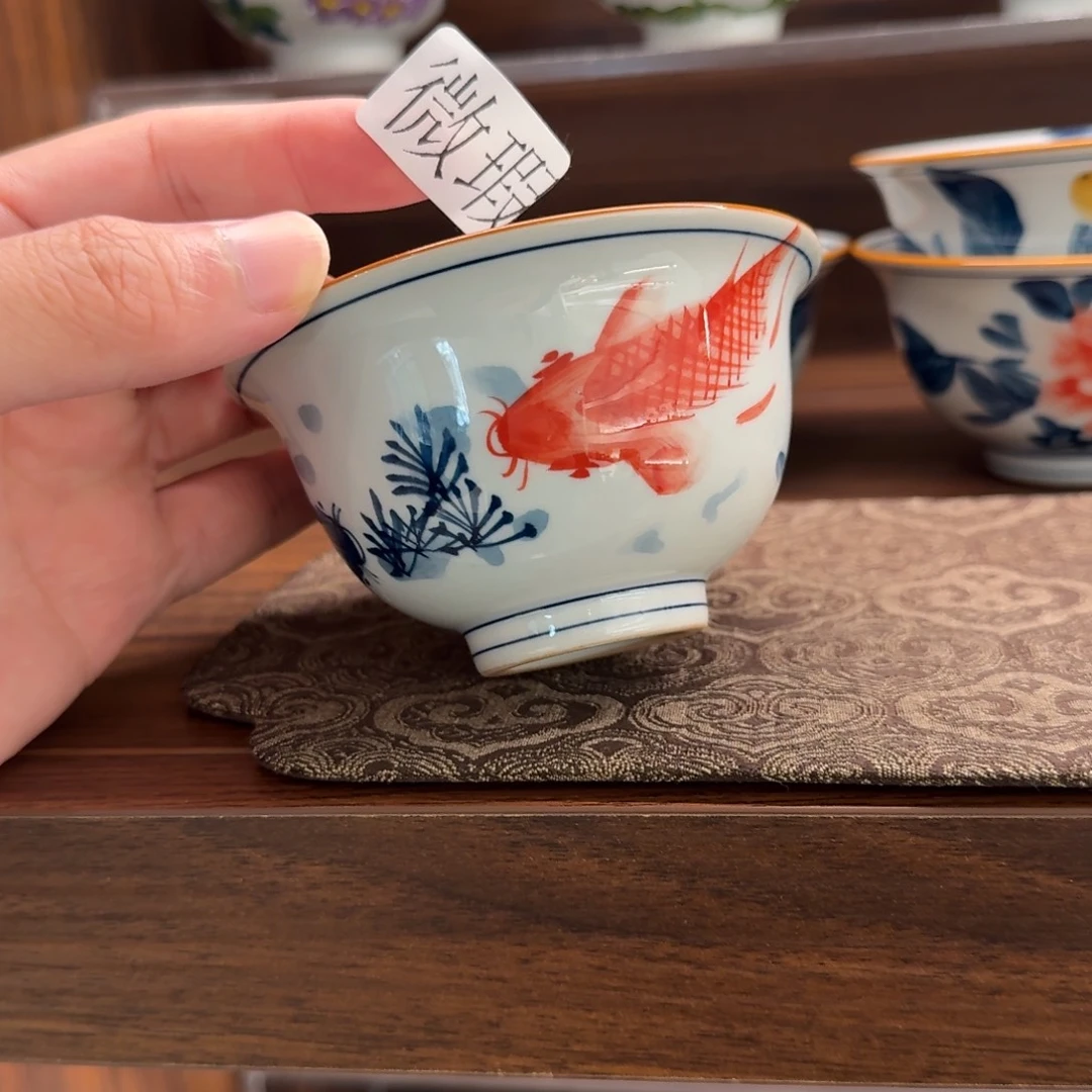 釉下手绘茶具微瑕