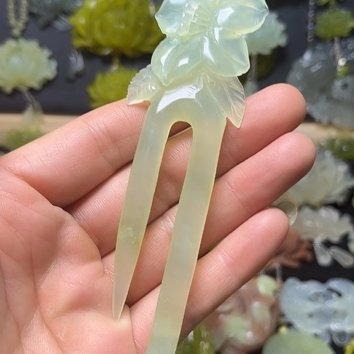 蛇纹石玉未镶嵌发饰