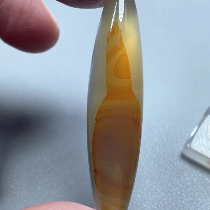 玛瑙/玉髓颈饰未镶嵌月*食