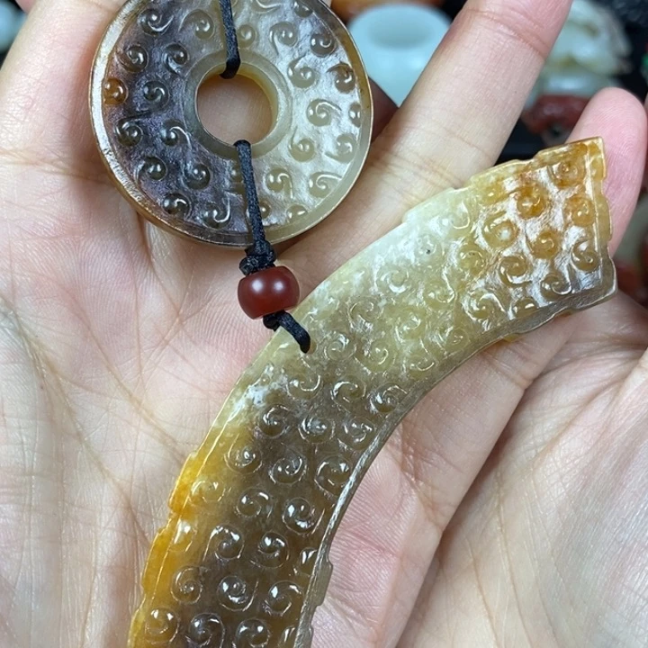 未镶嵌和田玉挂件