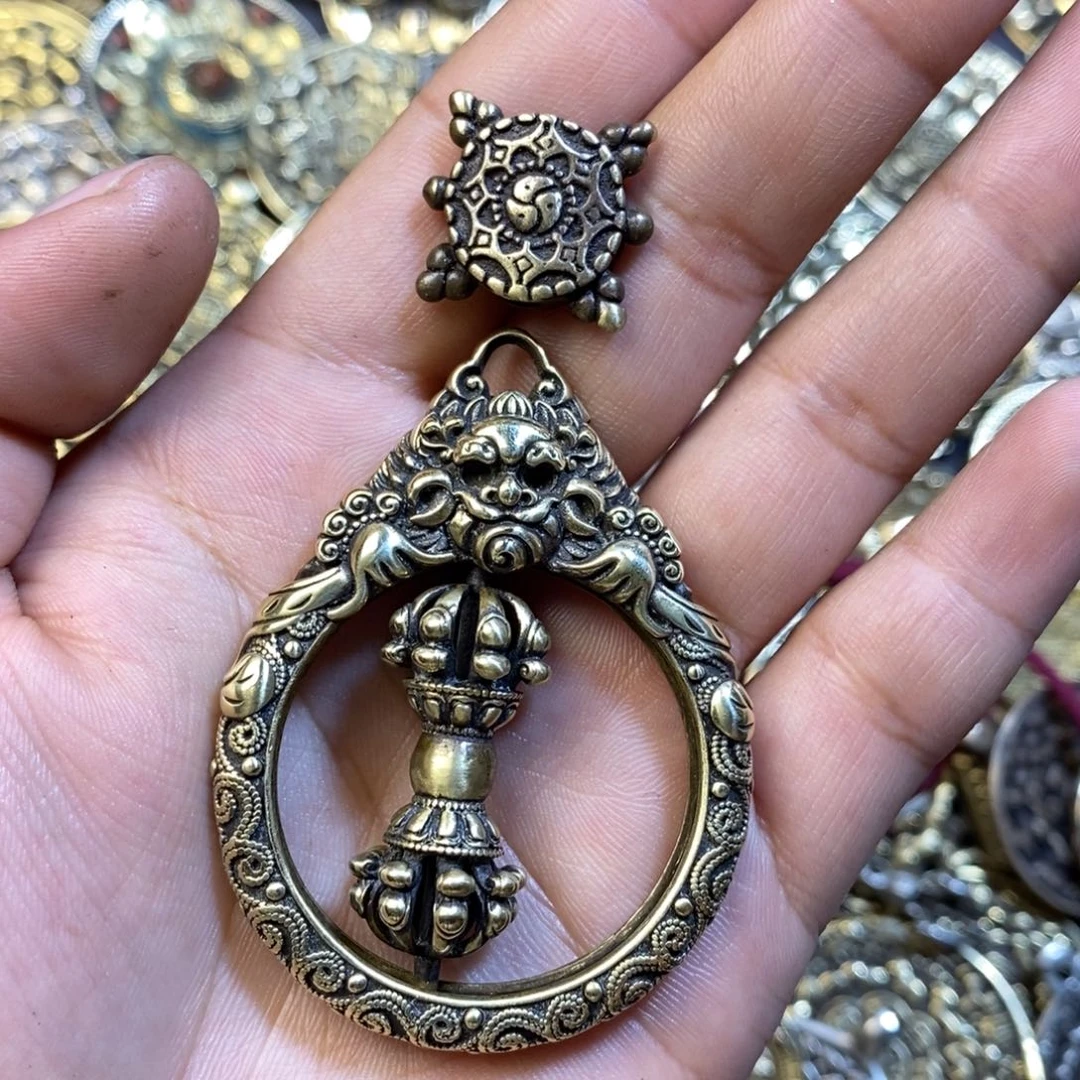 吉***天藏式金刚杵搭配如图