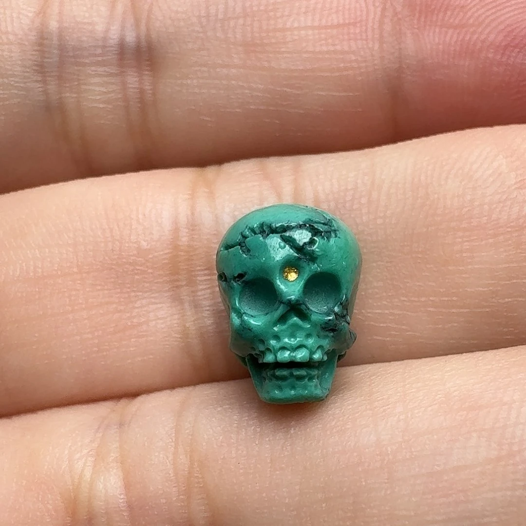 绿松石未镶嵌骷髅头