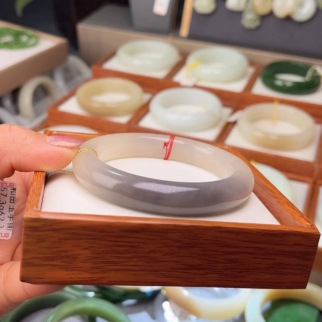 和田玉未镶嵌手镯57.3