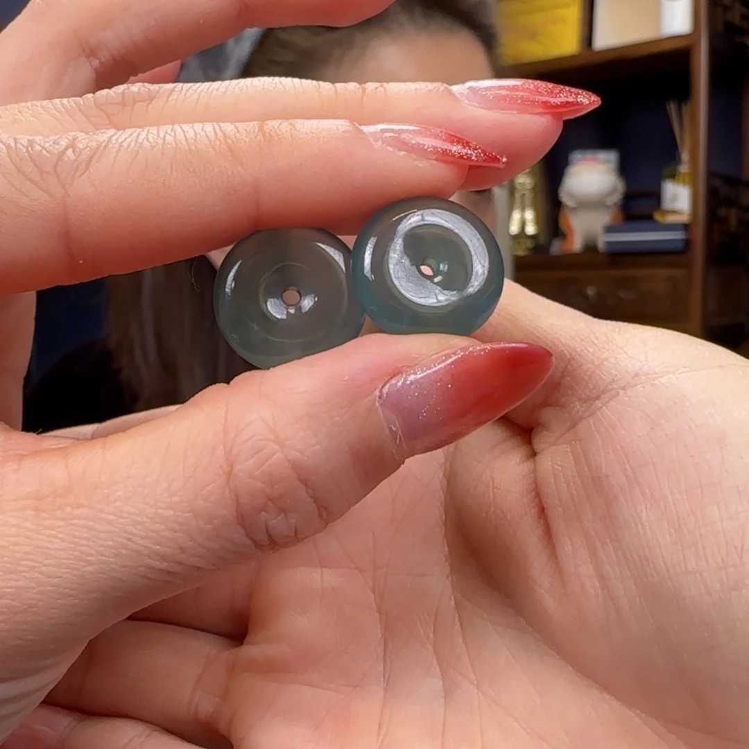 翡翠颈饰未镶嵌东**拉111111111