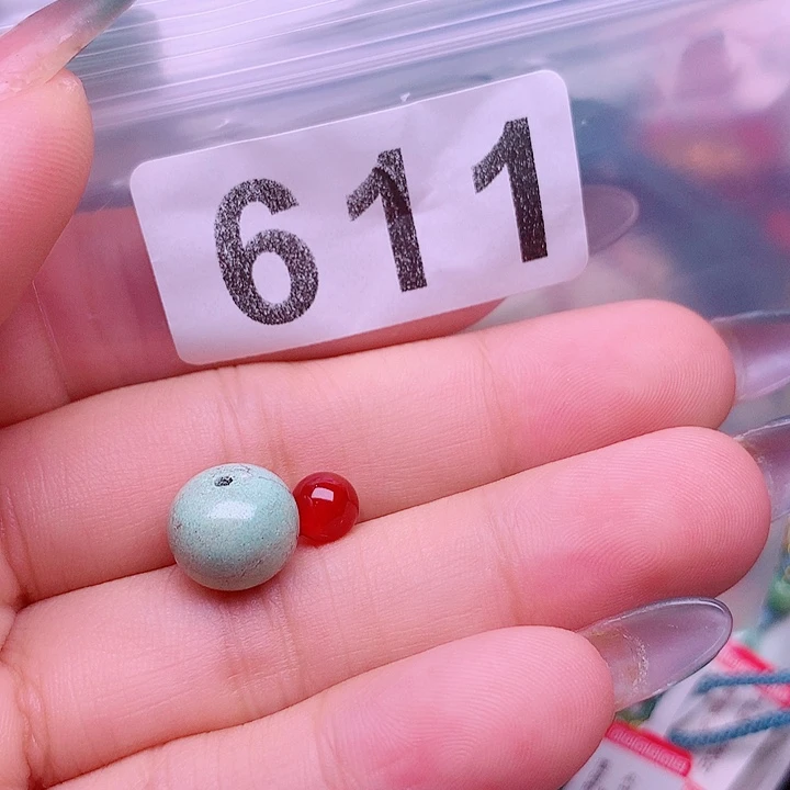 南红玛瑙未镶嵌珠宝奇石