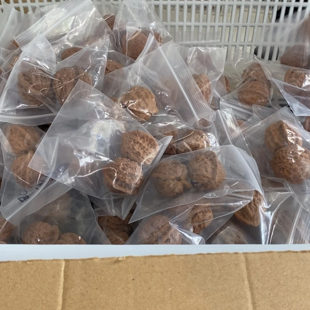 文玩核桃吊坠崔凯有瑕疵团购