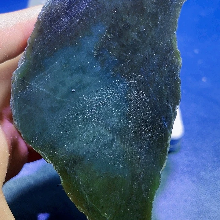 未镶嵌和田玉（糖玉）珠宝半成品
