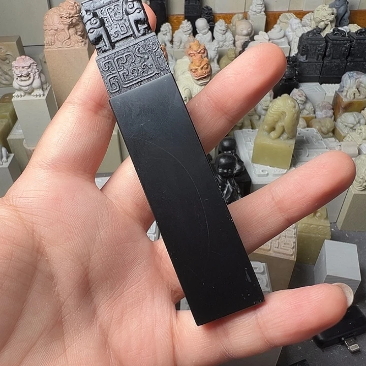 阿***九印度石黑色豆羹黑如图