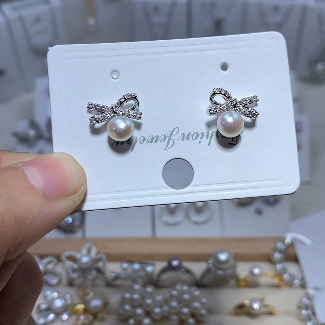 未镶嵌淡水珍珠耳饰