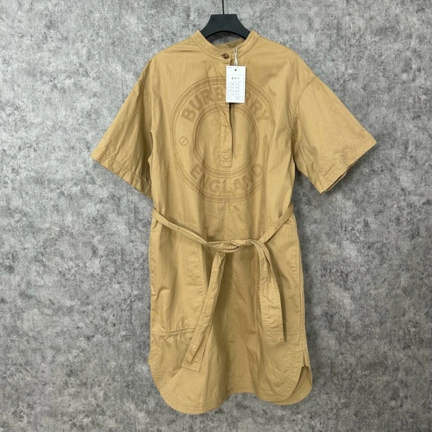 95新 BURBERRY/博柏利 Burberry卡其色半袖连衣裙