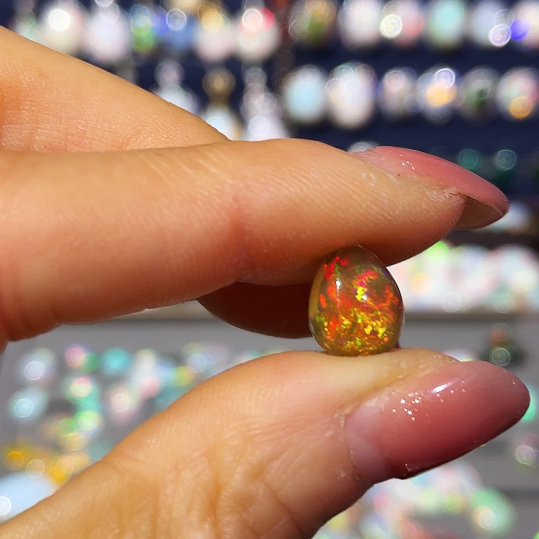 笑***答欧泊未镶嵌裸石直发