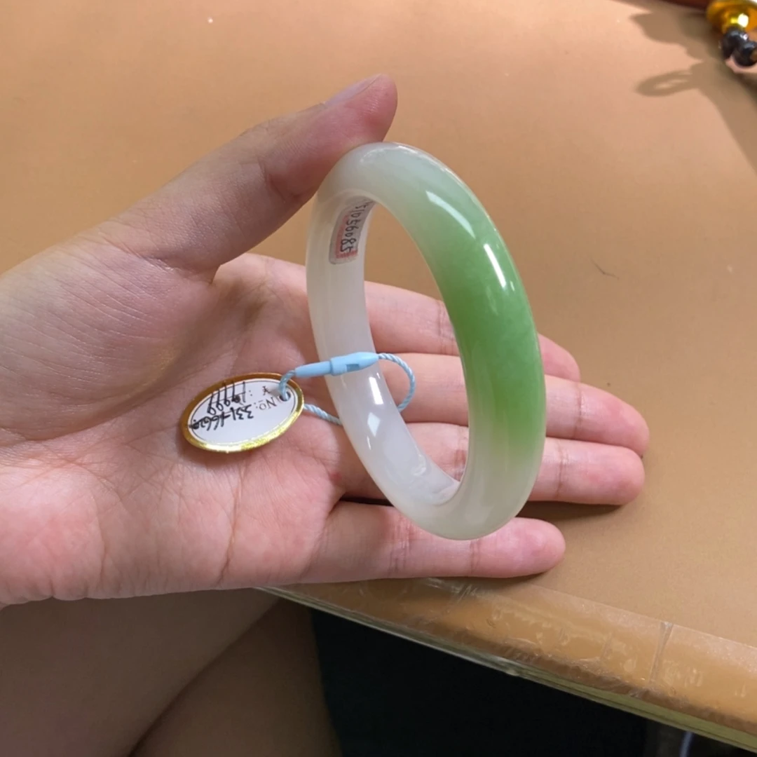 【闪购商品】和田玉（翠青玉）手镯未镶嵌5455冰白艳翠微瑕