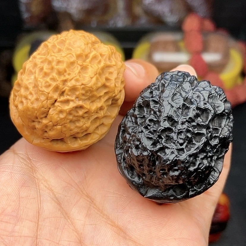 【闪购商品】文玩核桃手串39尺阴阳对铁绣球