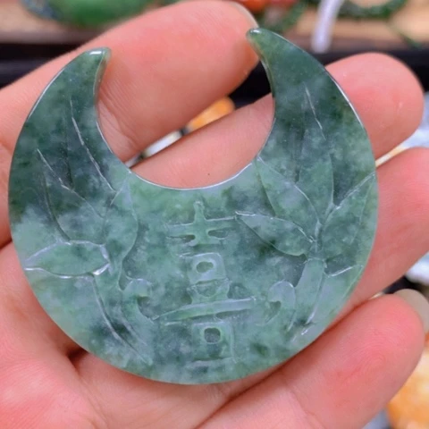 【闪购商品】翡翠未镶嵌颈饰翡翠