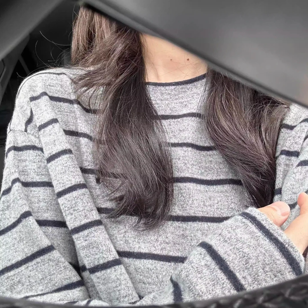 撞色条纹长袖T恤女秋季宽松慵懒风巨好看ins圆领毛针织打底衫上衣