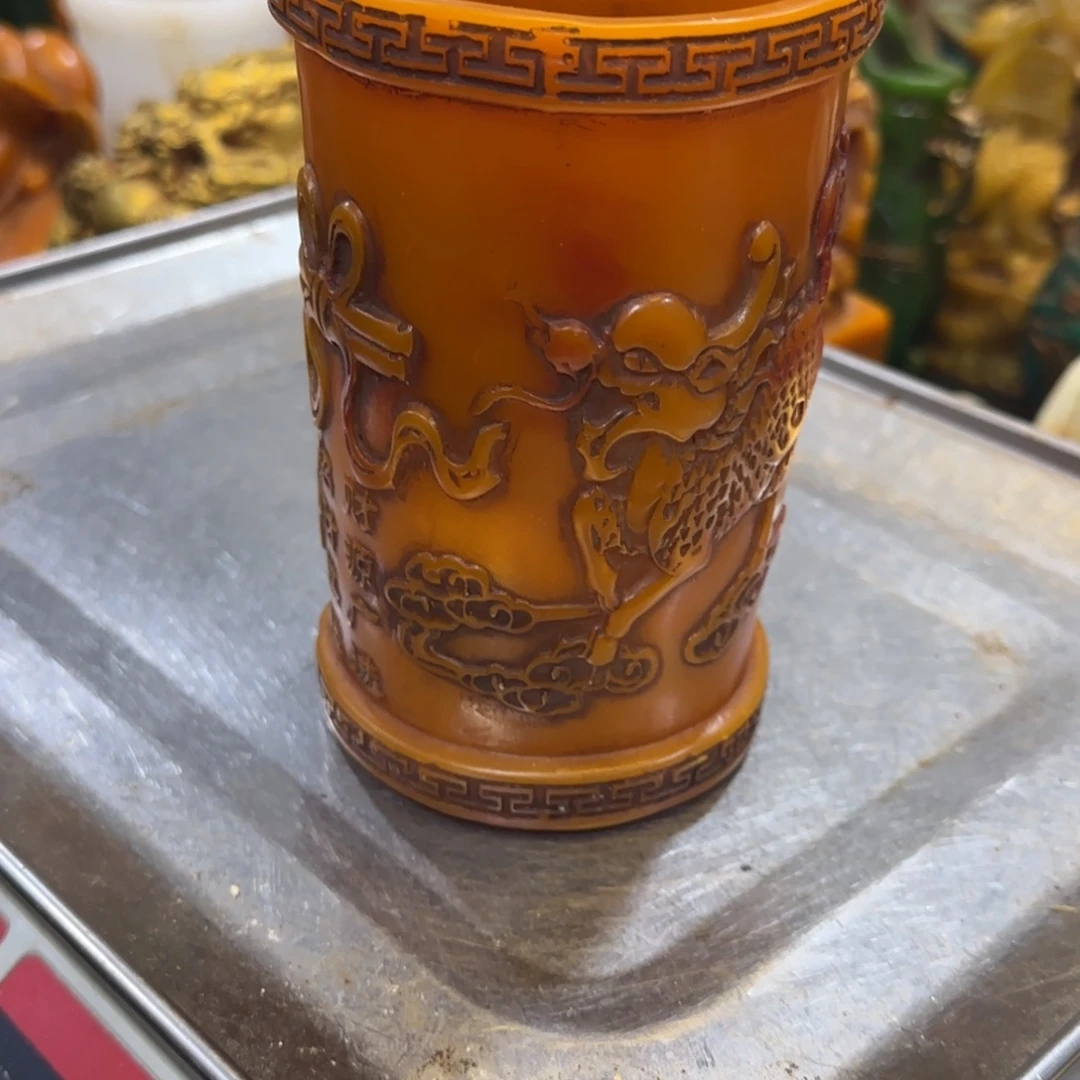 田+黄笔筒8888888