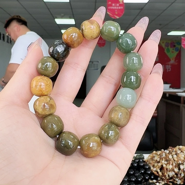 手链未镶嵌透闪石质玉