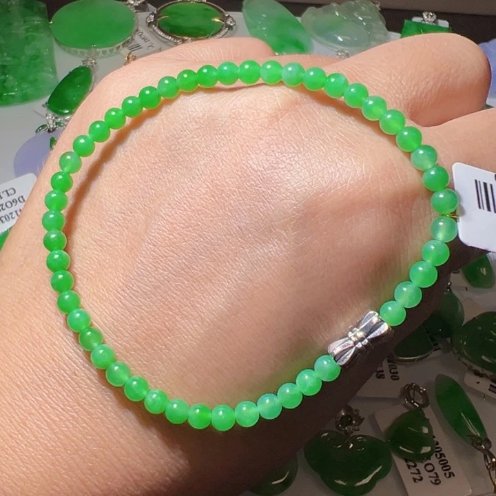 翡翠挂件18K金镶嵌