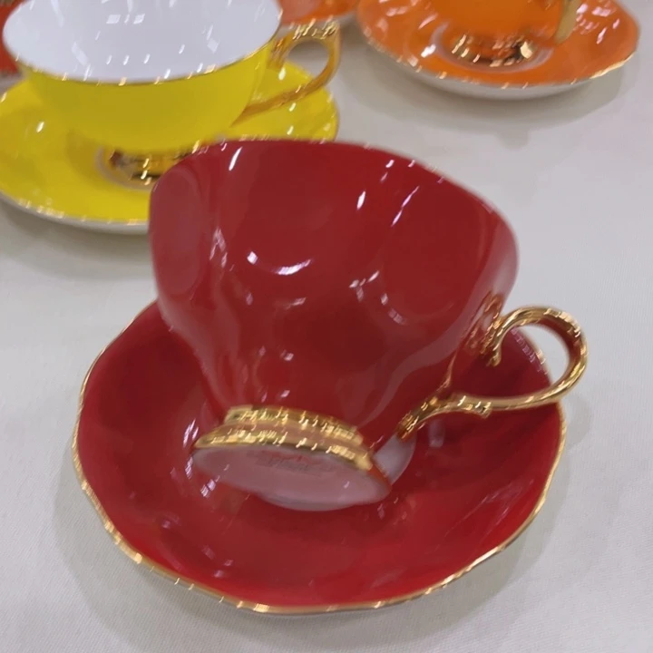 瓷信爵陶瓷工艺品店