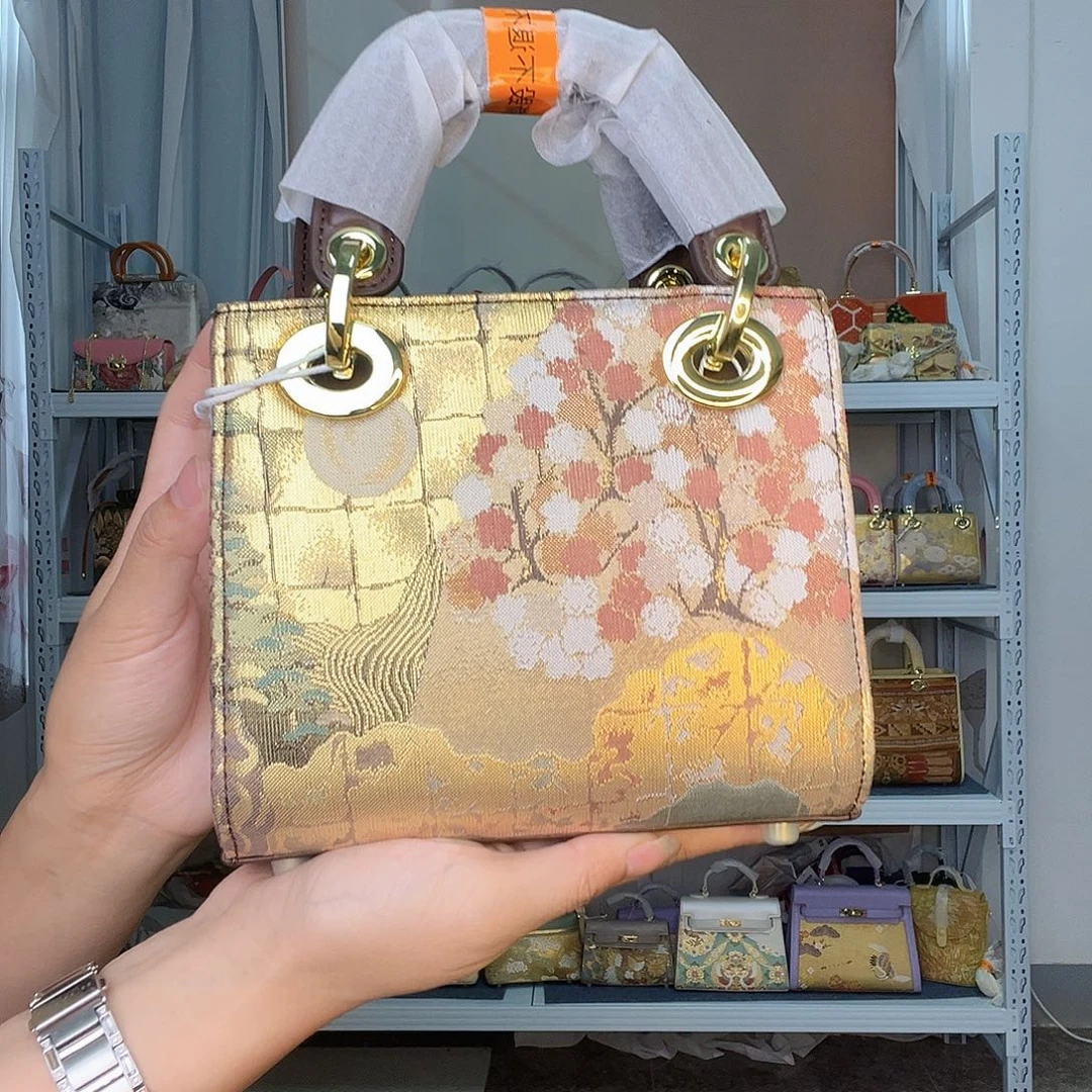 织物桑蚕丝非遗唐锦小戴妃