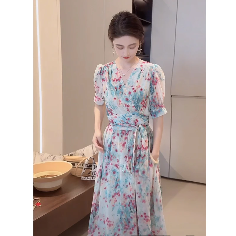 R-2025新品红花v领碎花连衣裙女夏季遮肉收腰显瘦长裙