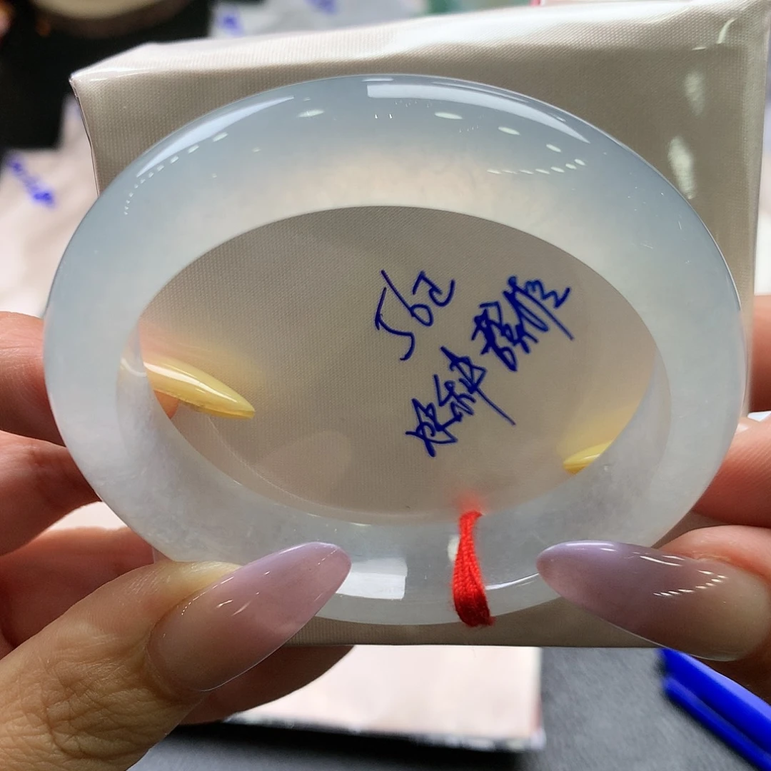 翡翠未镶嵌手镯56正冰种强推