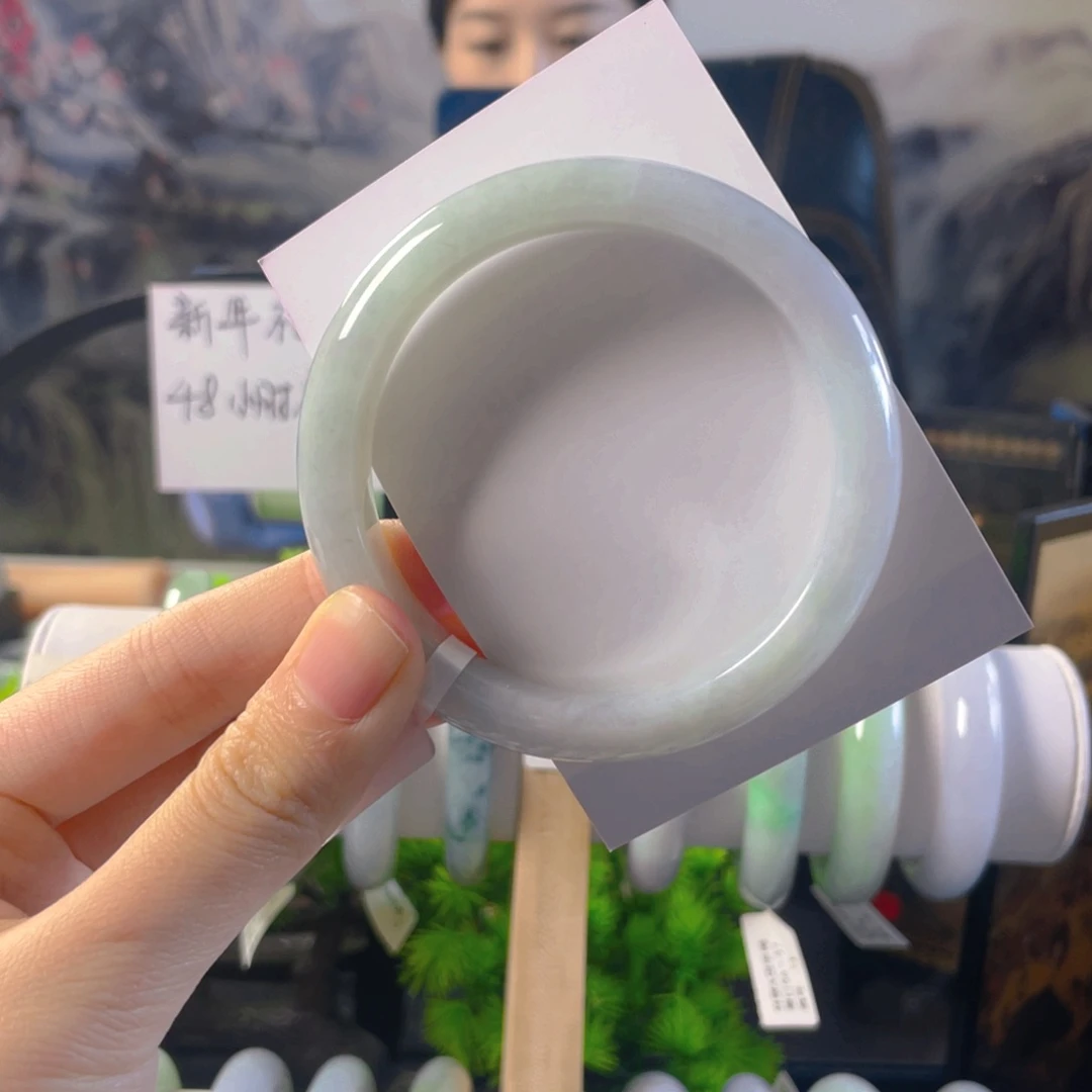 翡翠手镯未镶嵌福利镯，包容