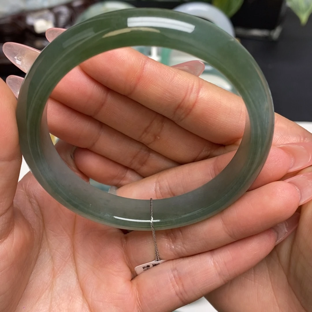 翡翠未镶嵌手镯天然