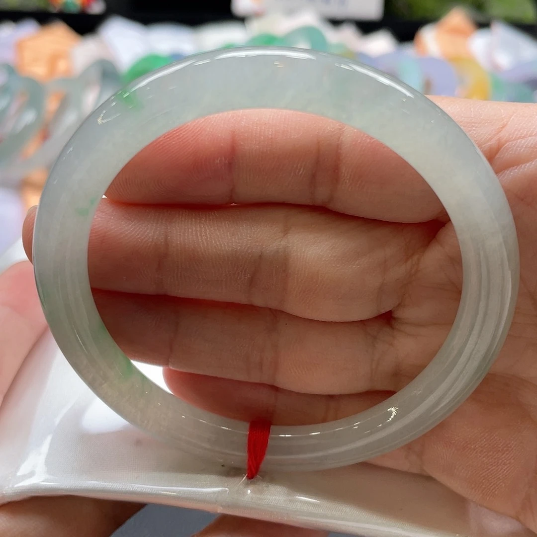 翡翠手镯未镶嵌56.6圆