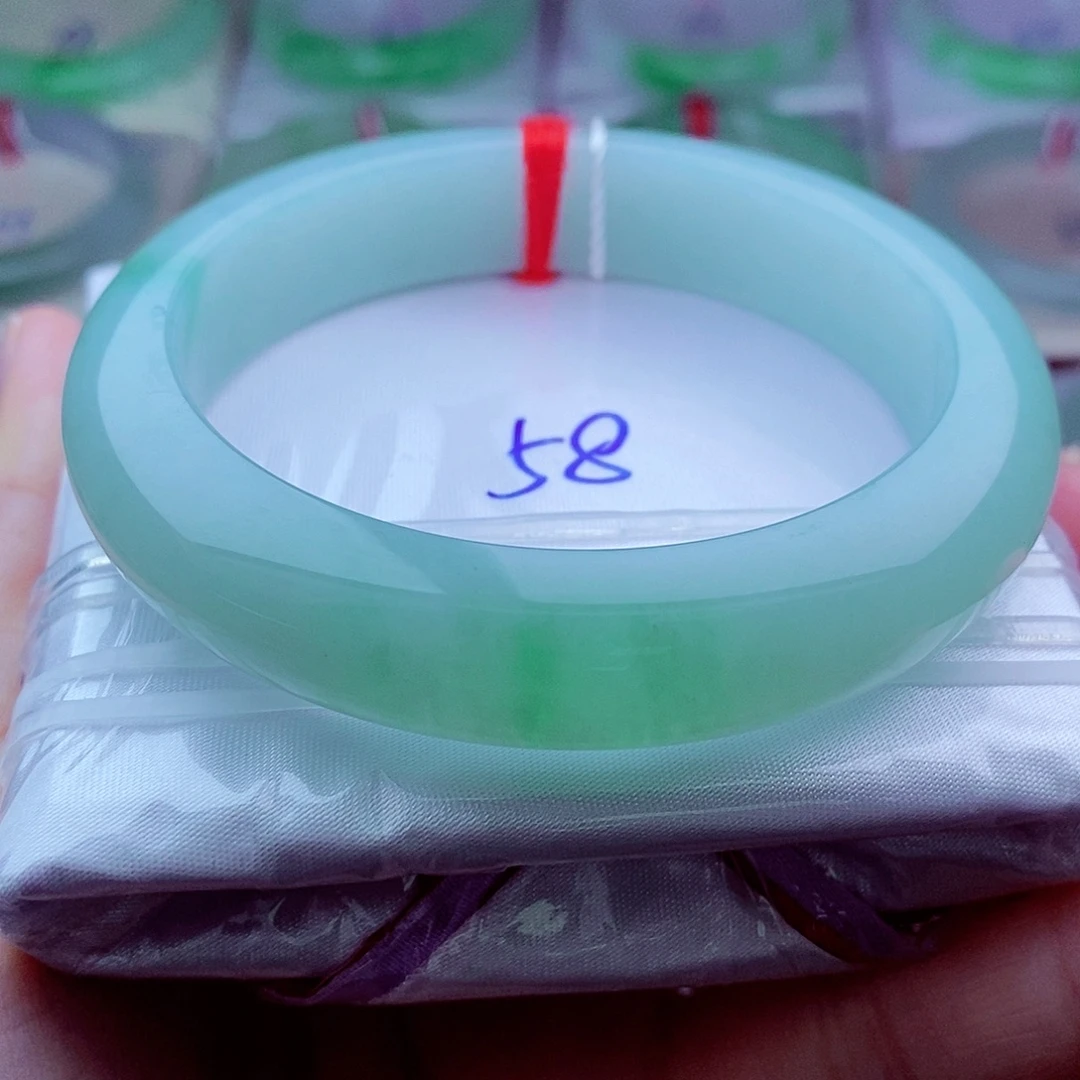 翡翠未镶嵌手镯0226-58圈口 飘花 冰润细腻