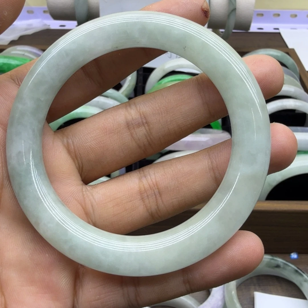 未镶嵌手镯翡翠69.9