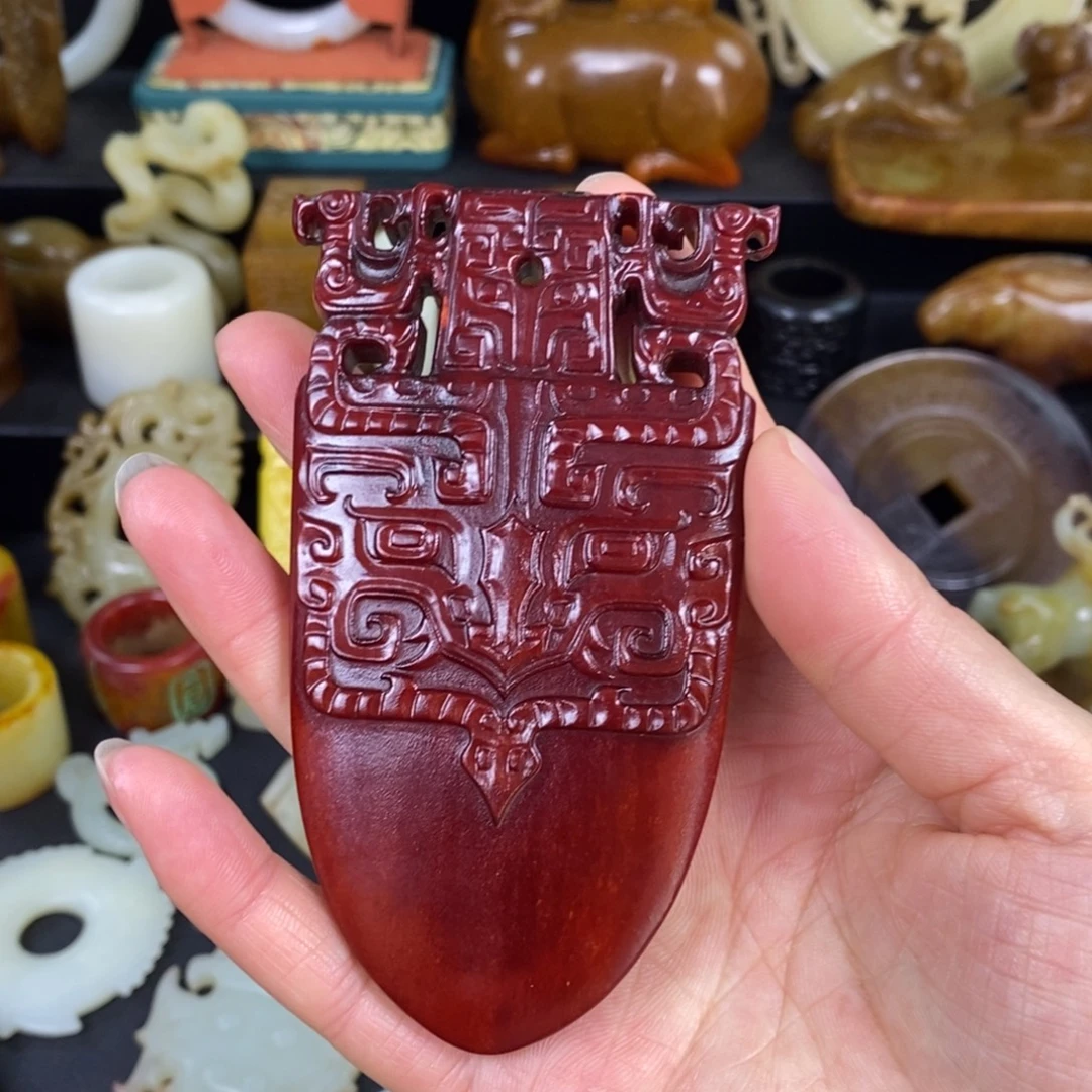 揭***斗和田玉未镶嵌颈饰