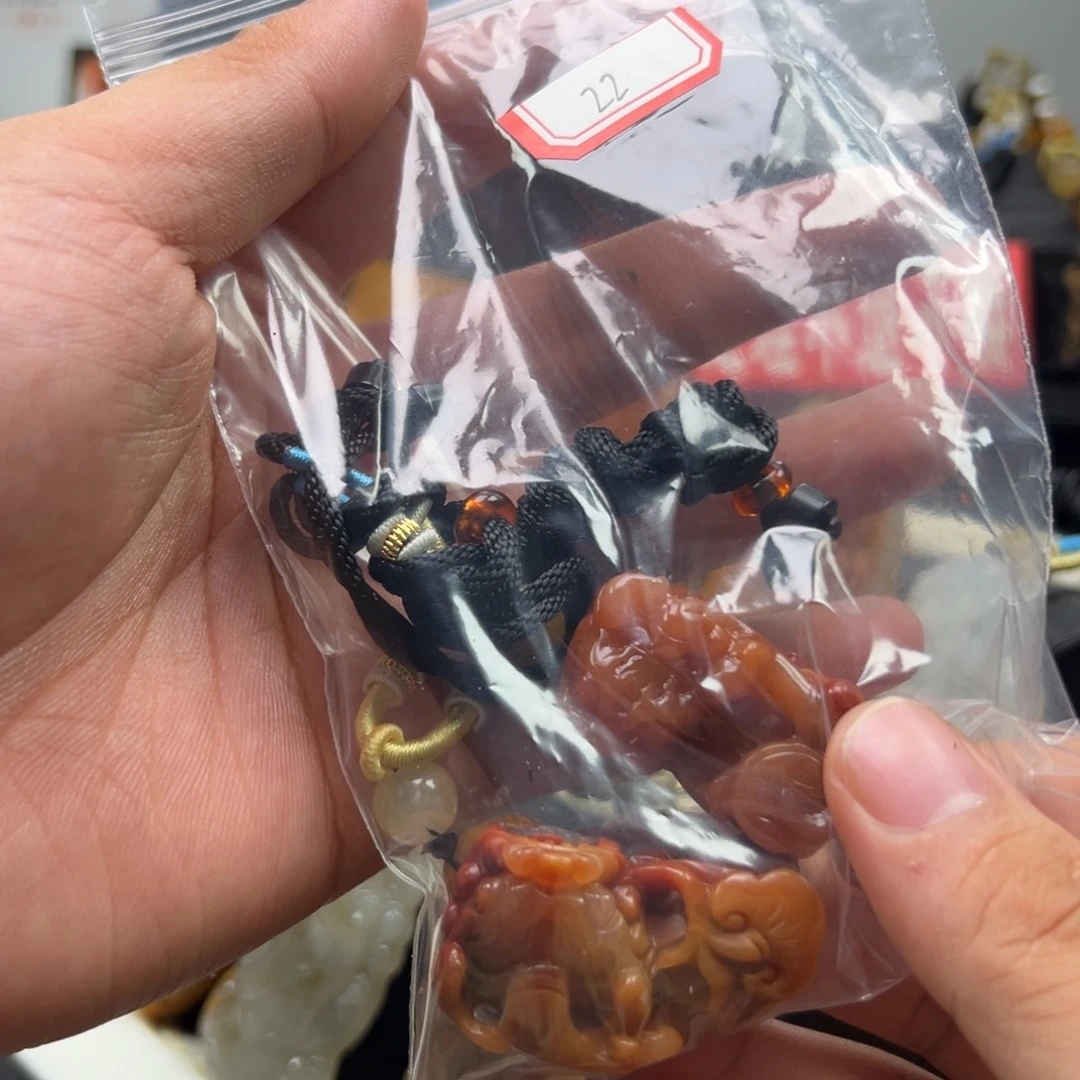 石英质玉（黄龙玉）未镶嵌多样性发货，发其一
