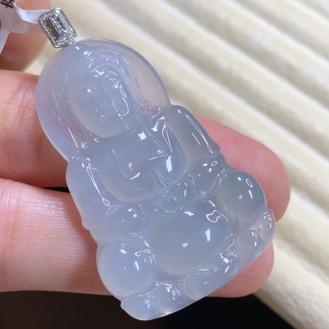 颈饰18K金镶嵌翡翠