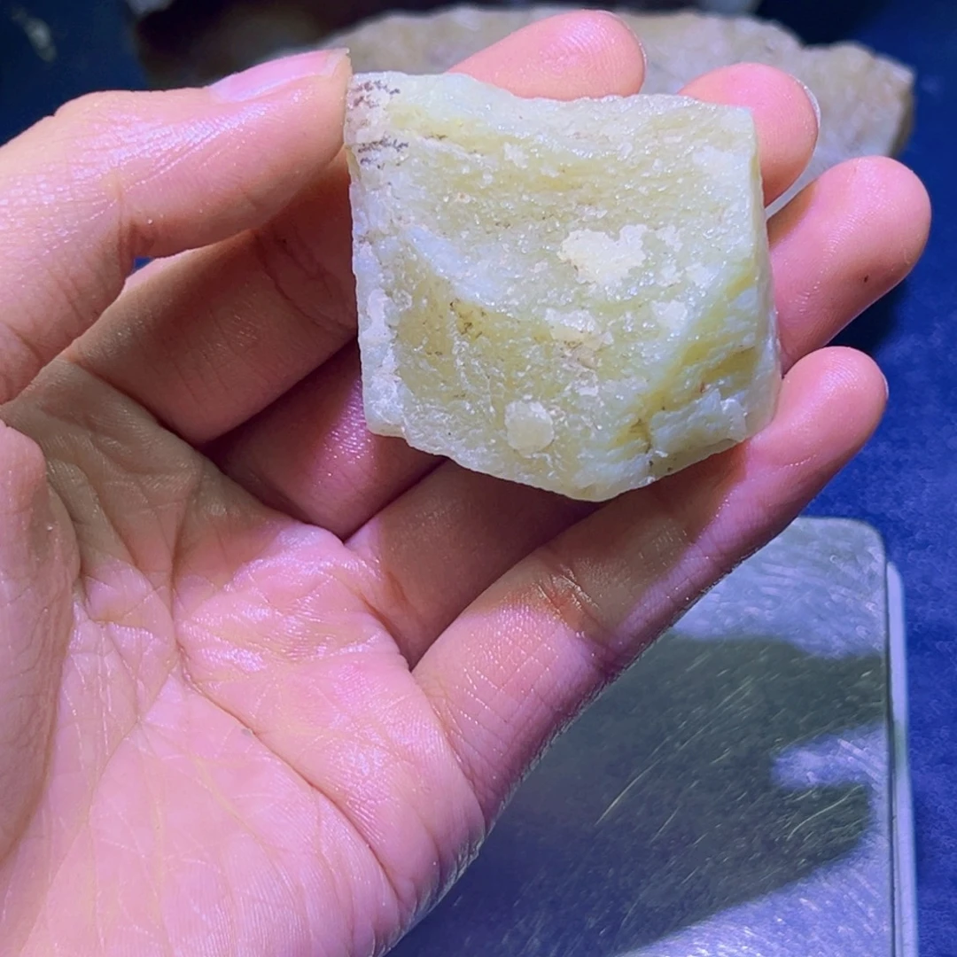 和田玉（糖玉）未镶嵌珠宝半成品