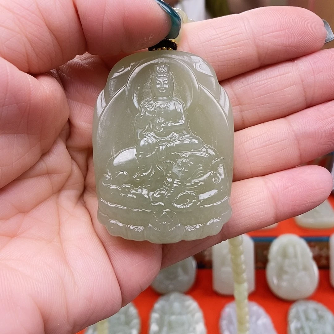 颈饰未镶嵌和田玉V****米