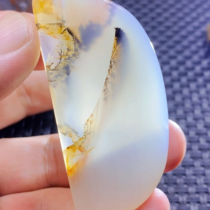过***客玛瑙/玉髓未镶嵌颈饰