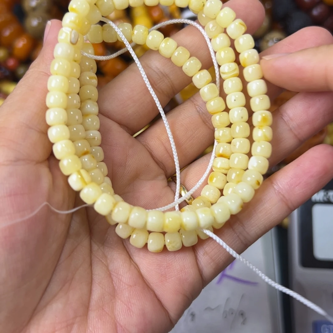 琥珀未镶嵌珠宝奇石926