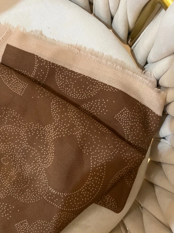 【拿铁山茶】126摩登大方巾柔软方巾围巾