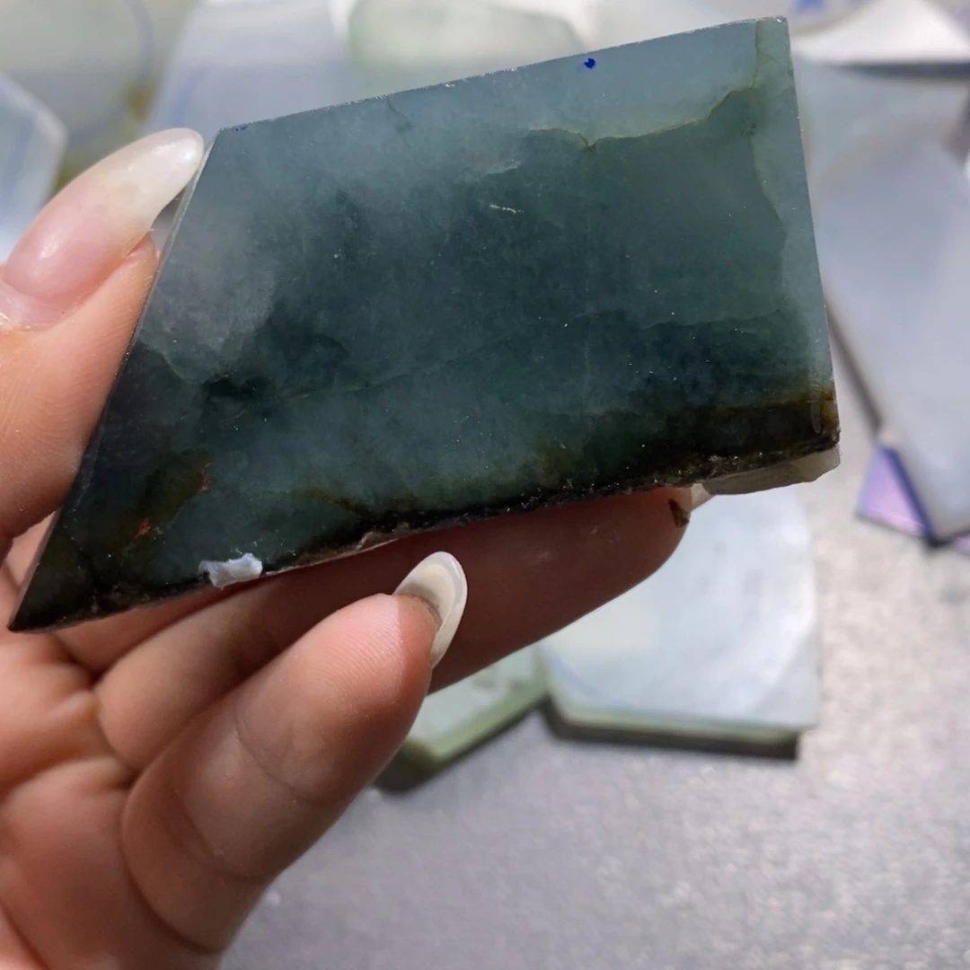 未镶嵌挂件翡翠M***见