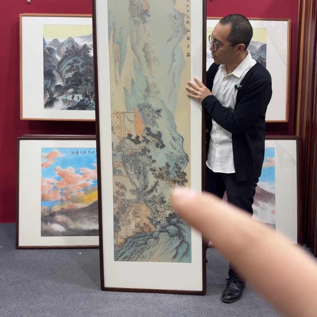 国画锦***?带框绘画作品