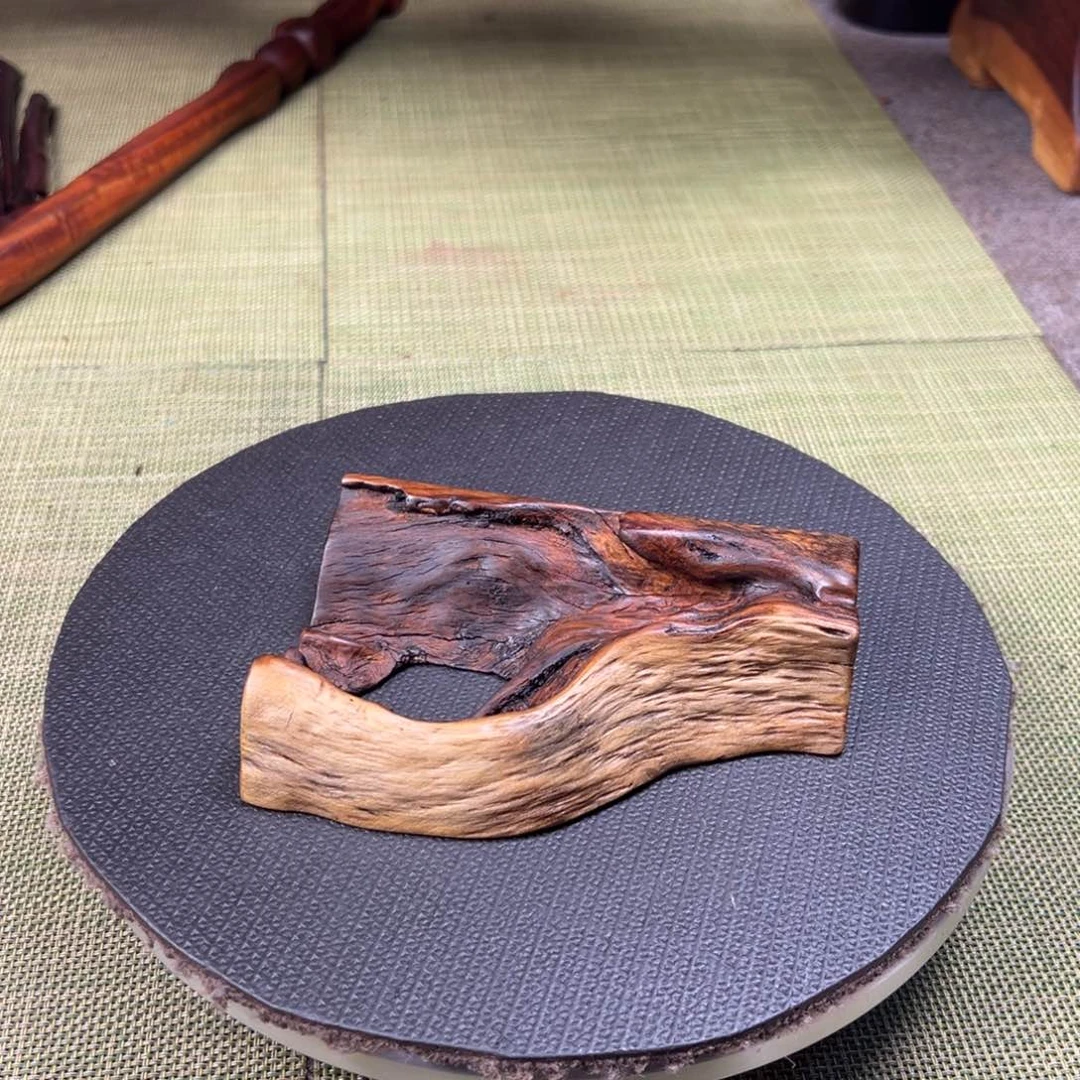 大果紫檀（缅甸花梨）松**画