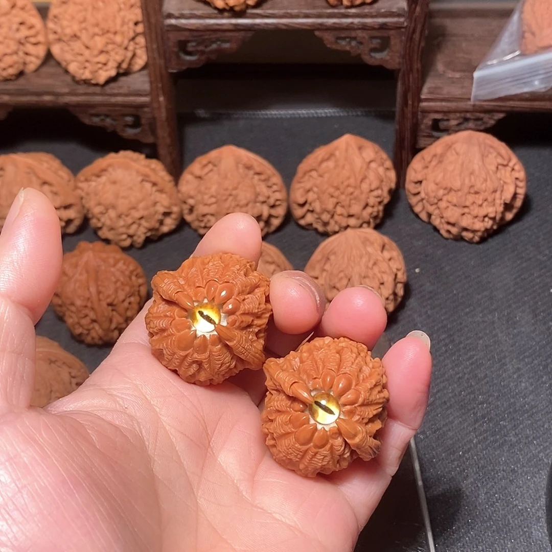 把件文玩核桃宫灯雕刻