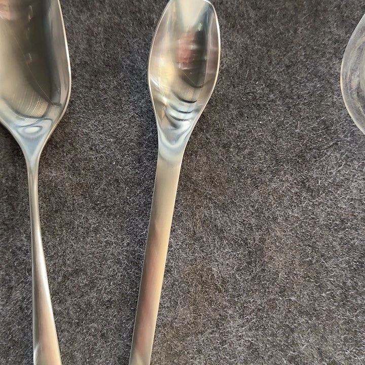 18-10不锈钢菱形勺一只