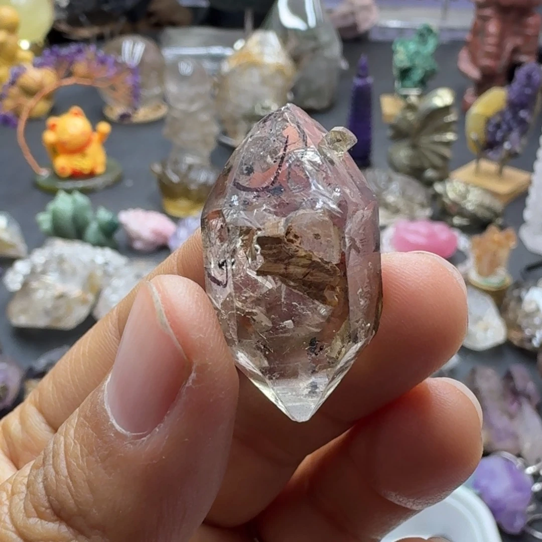 石材两个水胆骸骨闪灵