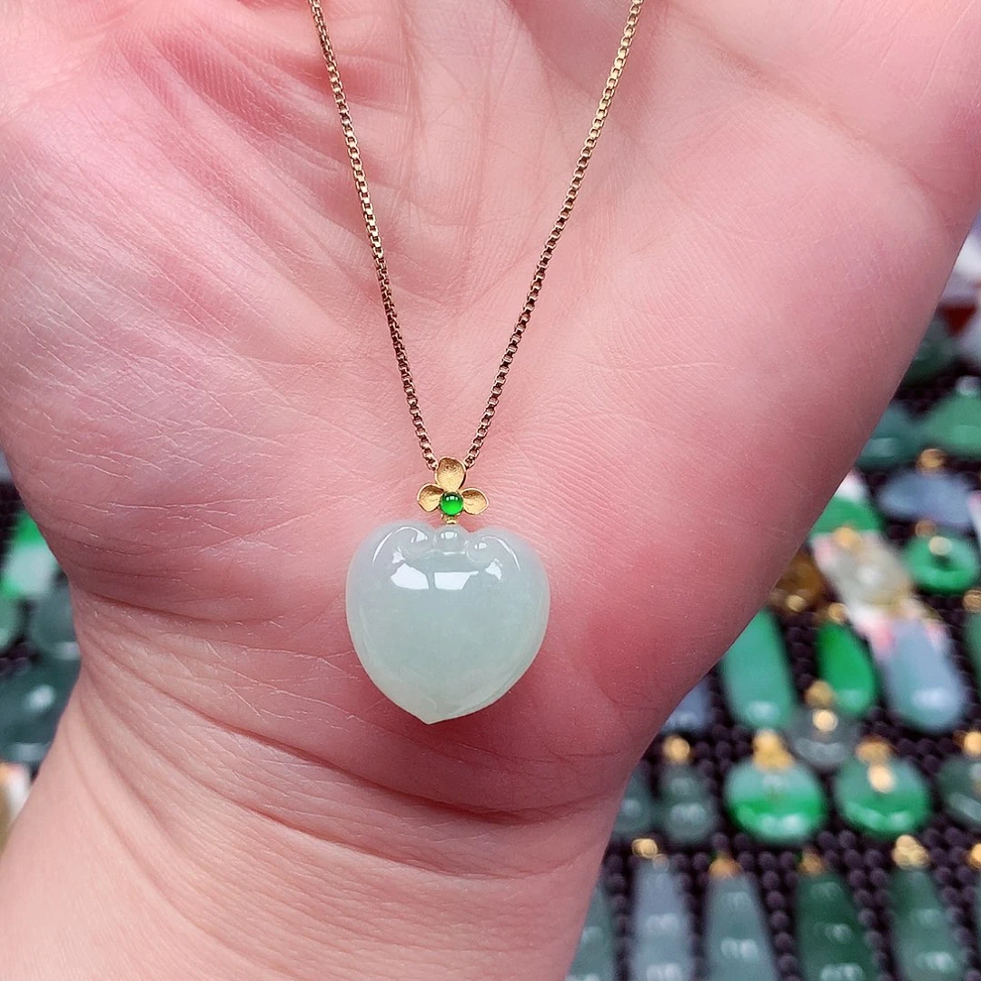 翡翠18K金镶嵌颈饰天然翡翠A货